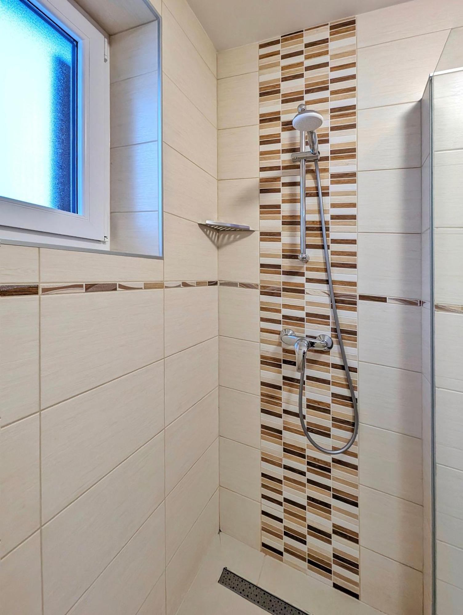 Apartment Galerija Radovljica Luaran gambar