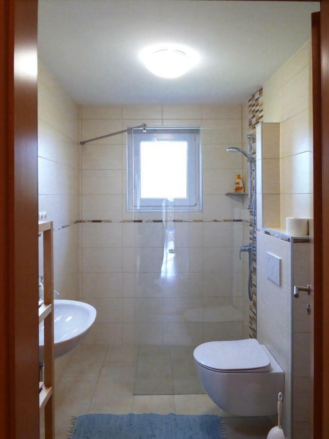 Apartment Galerija Radovljica Luaran gambar