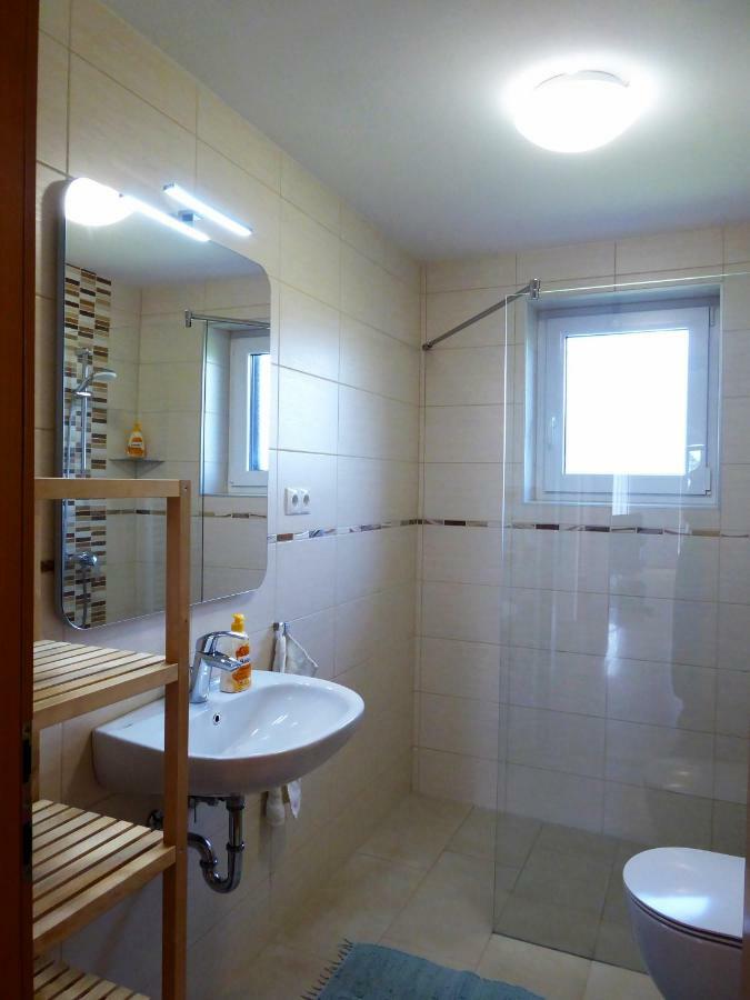 Apartment Galerija Radovljica Luaran gambar